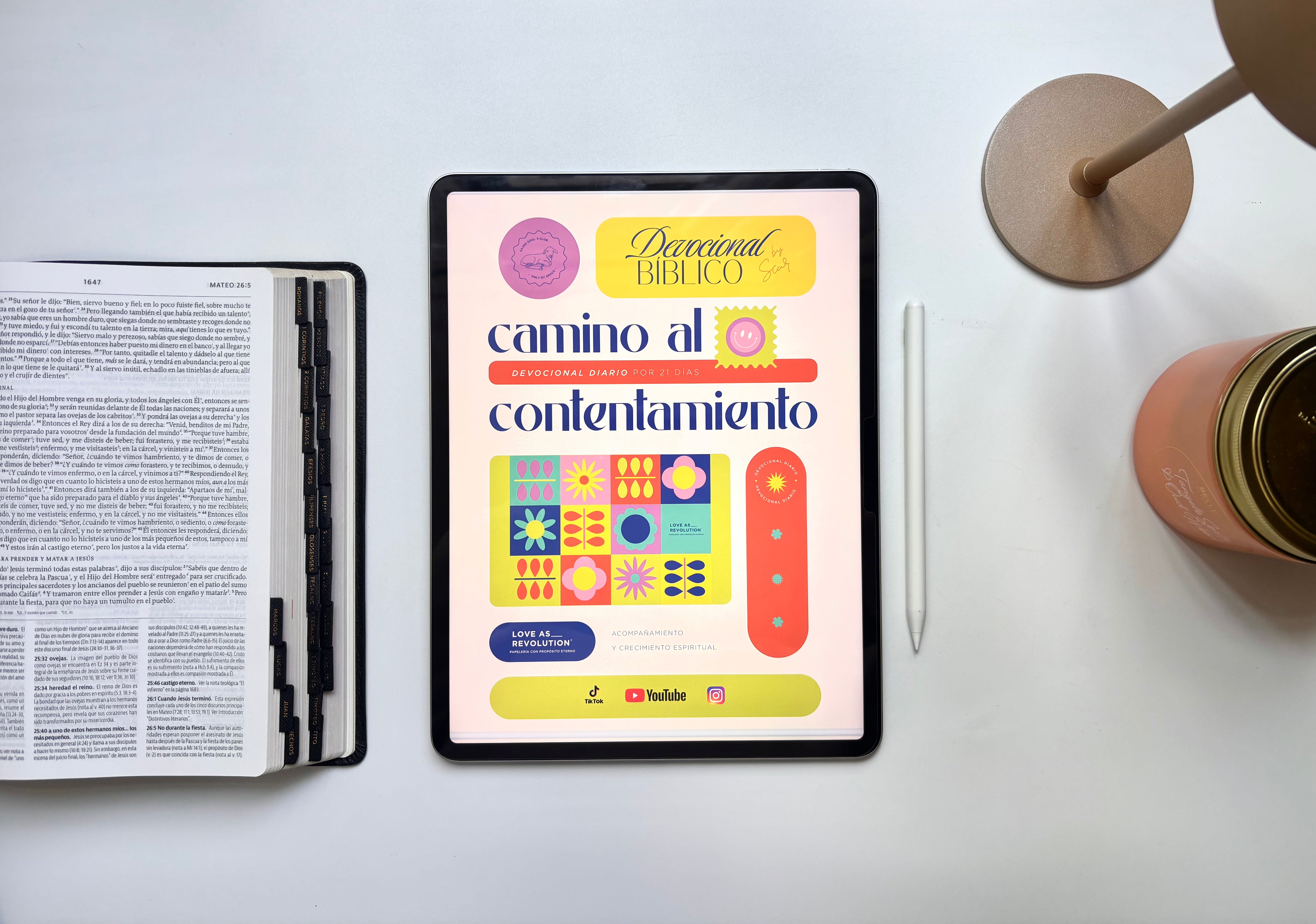 Devocional diario bíblico  - Camino al contentamiento